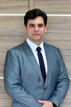 foto do advogado Moacyr